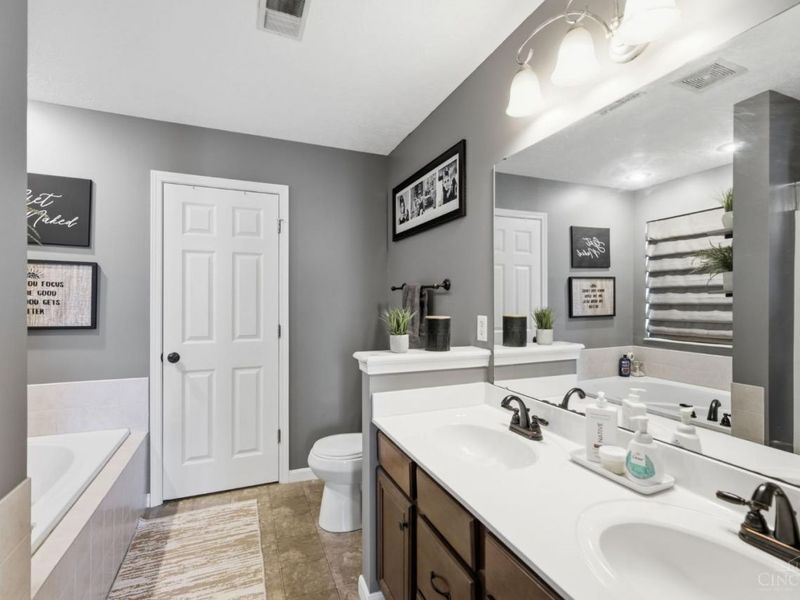 225 George Lewis Court, Harrison, OH 45030 Photo 17