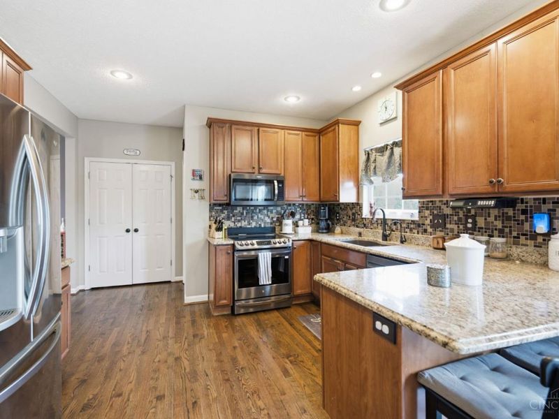 225 George Lewis Court, Harrison, OH 45030 Photo 5