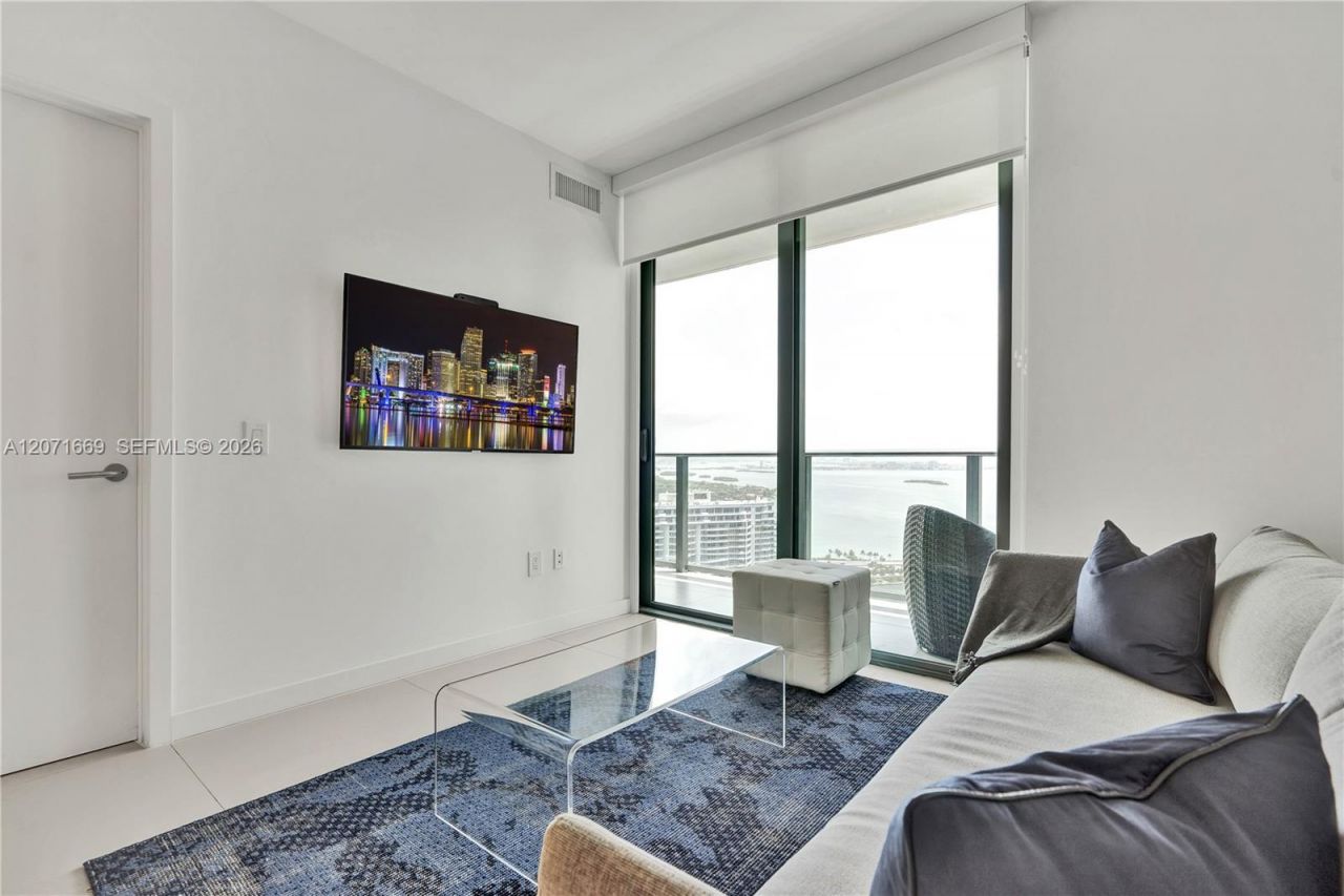 501 NE 31 , Unit 3304, Miami, FL 33131 Photo