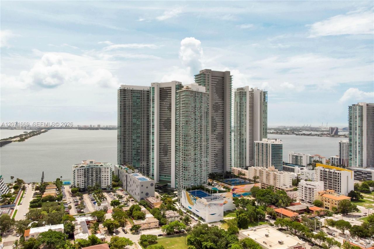 501 NE 31 , Unit 3304, Miami, FL 33131 Photo