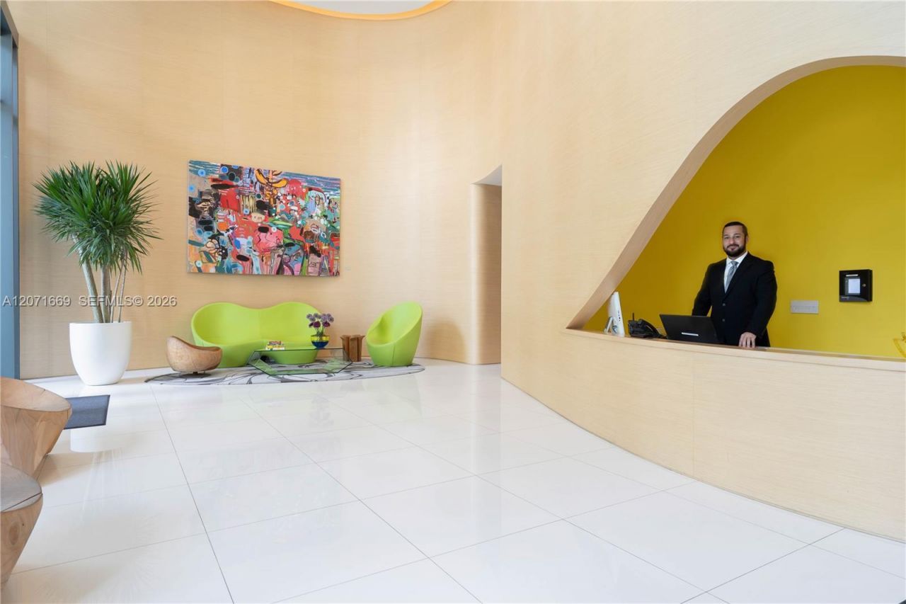 501 NE 31 , Unit 3304, Miami, FL 33131 Photo