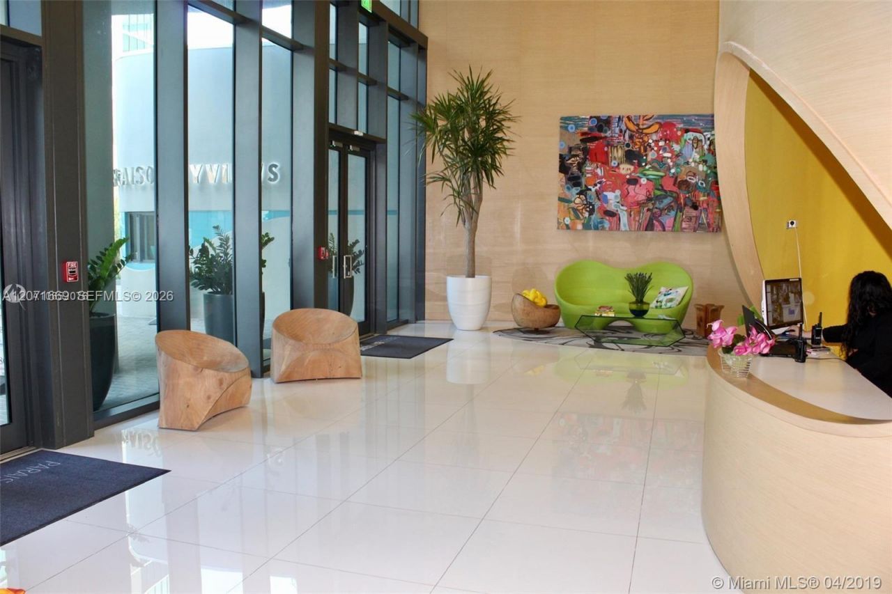 501 NE 31 , Unit 3304, Miami, FL 33131 Photo