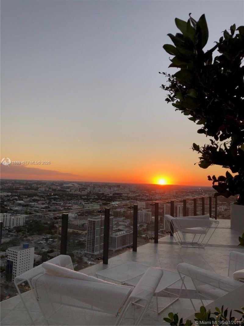 501 NE 31 , Unit 3304, Miami, FL 33131 Photo