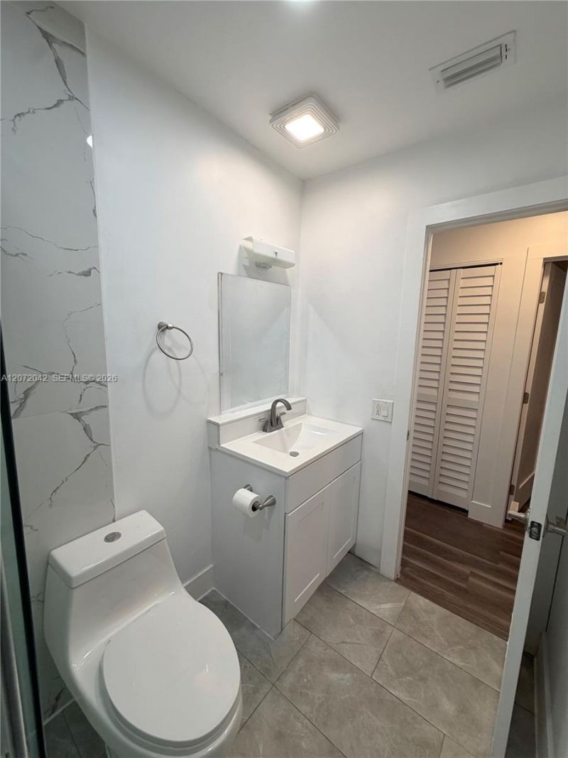 1500 SW 10th St, Unit Side, Miami, FL 33135 Photo