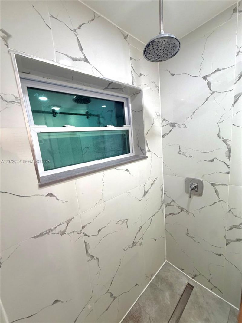 1500 SW 10th St, Unit Side, Miami, FL 33135 Photo