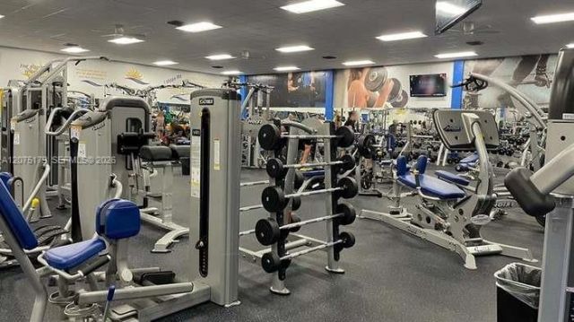 402 Lakeview Dr , Unit 201, Weston, FL 33326 Photo