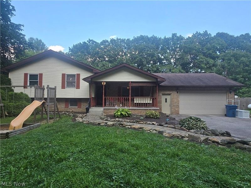 1185 Ellsworth Bailey Road SW, Lordstown, OH 44481 Photo 1