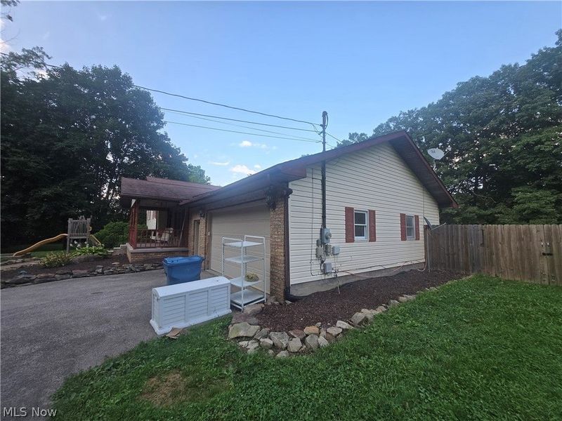 1185 Ellsworth Bailey Road SW, Lordstown, OH 44481 Photo 2