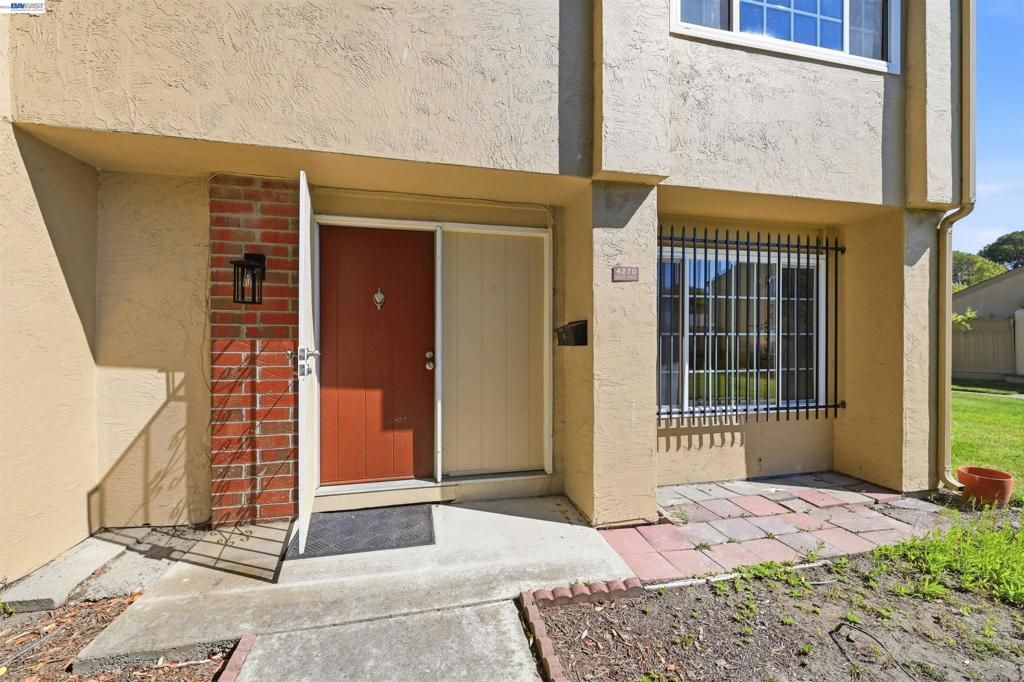 4270 Solar Cir, Union City, CA 94587 Main Photo
