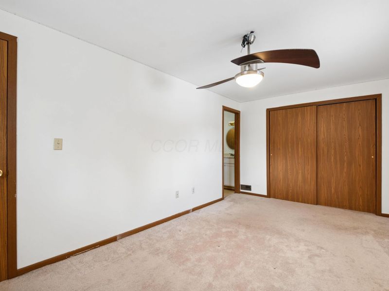 2802 Wildwood Road, Columbus, OH 43231 Photo 22