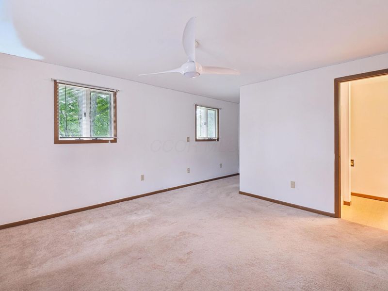 2802 Wildwood Road, Columbus, OH 43231 Photo 24