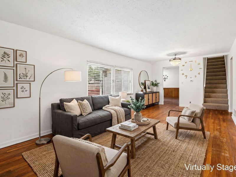 2802 Wildwood Road, Columbus, OH 43231 Photo 5