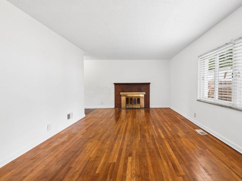 2802 Wildwood Road, Columbus, OH 43231 Photo 8