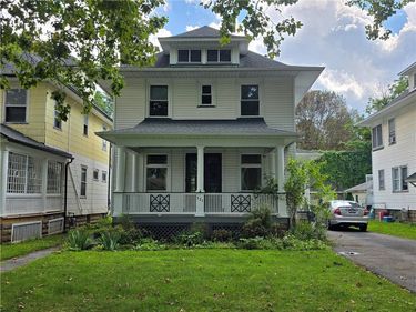 131 Earl Street, Rochester, NY 14611