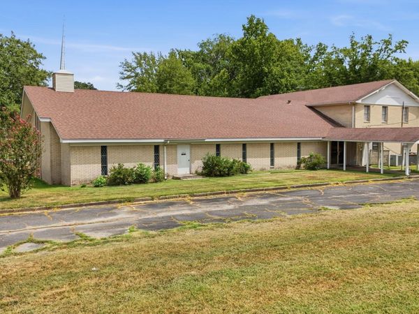 2400 W 31St Ave, Pine Bluff, AR 71603