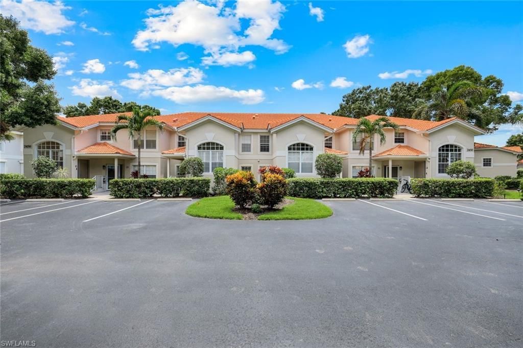 2450 Old Groves Rd , Unit 201, Naples, FL 34109 Photo