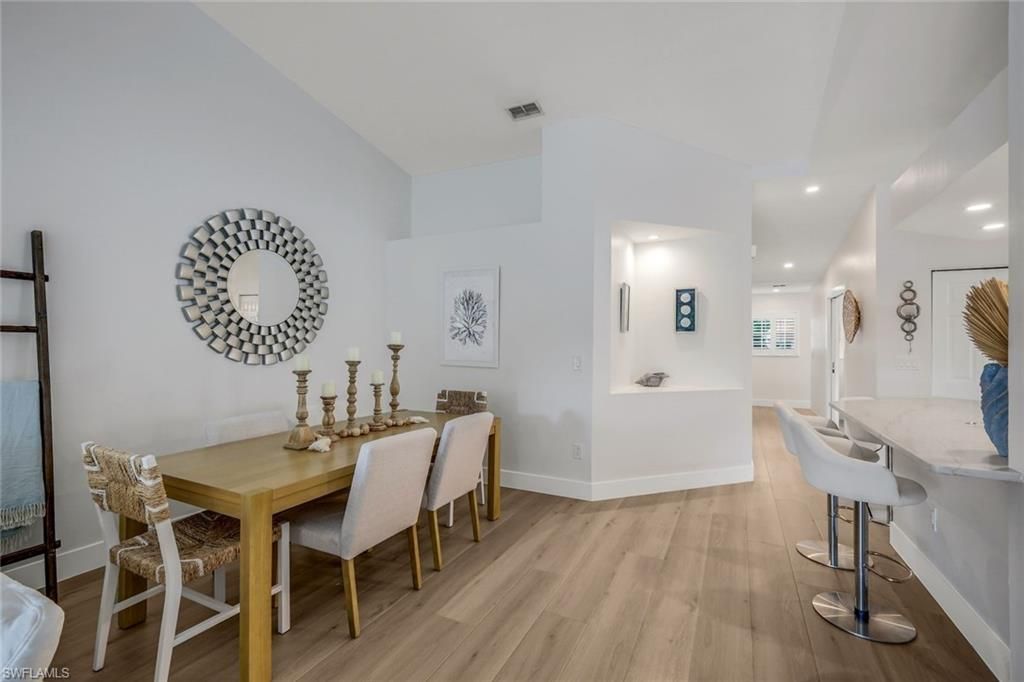 2450 Old Groves Rd , Unit 201, Naples, FL 34109 Photo