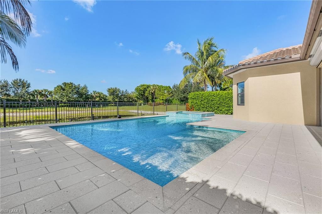 4308 Caldera Cir , Naples, FL 34119 Photo