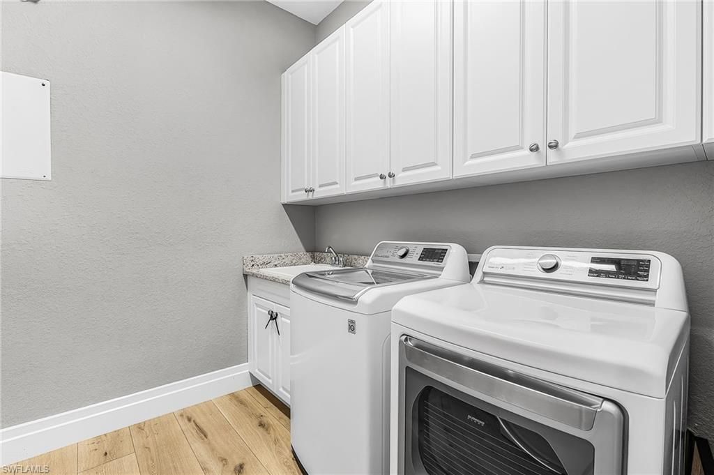 4308 Caldera Cir , Naples, FL 34119 Photo