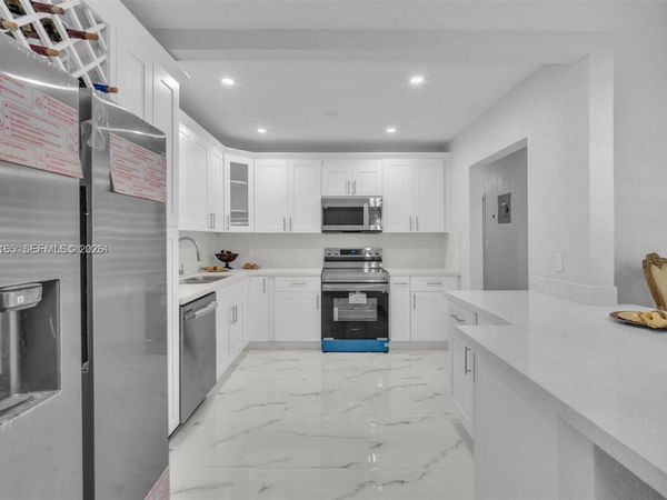 741 NE 8th St, Pompano Beach, FL 33060