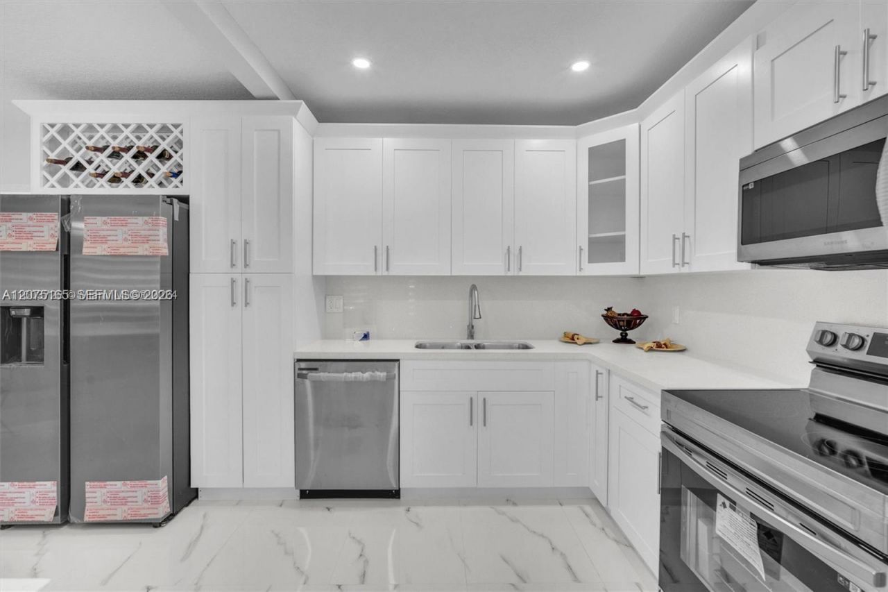741 NE 8th St, Pompano Beach, FL 33060 Photo