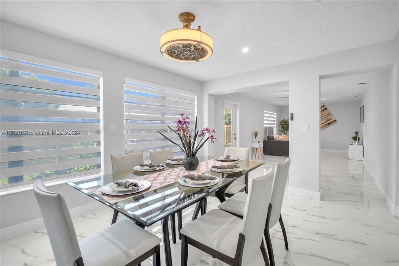 741 NE 8th St, Pompano Beach, FL 33060 Photo
