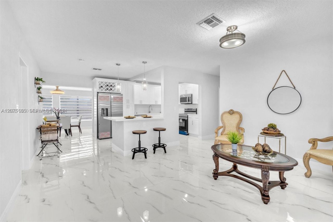 741 NE 8th St, Pompano Beach, FL 33060 Photo