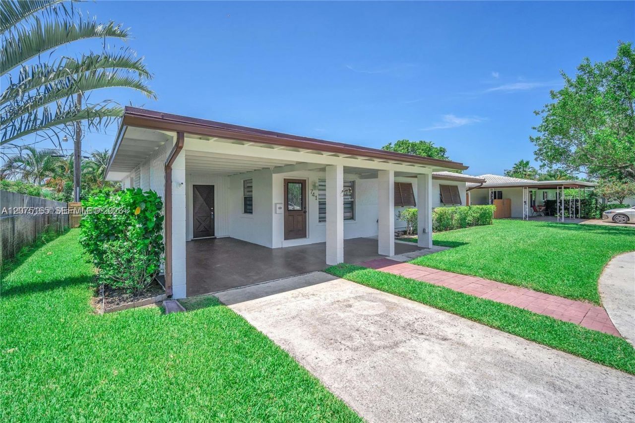 741 NE 8th St, Pompano Beach, FL 33060 Photo