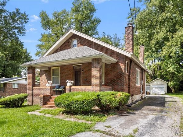 9825 Ventura Drive , St Louis, MO 63136