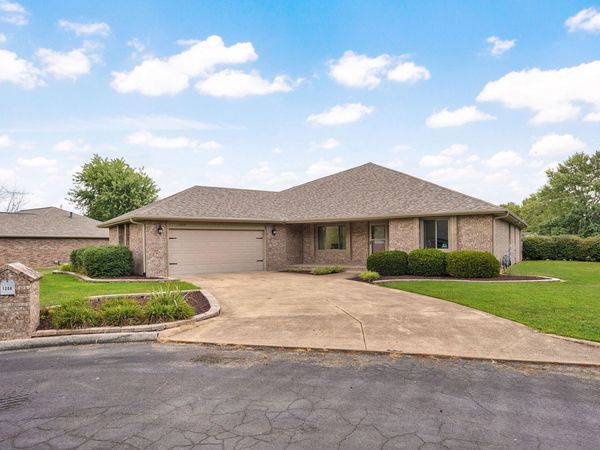 1206 Soleil Circle , Mountain Grove, MO 65711