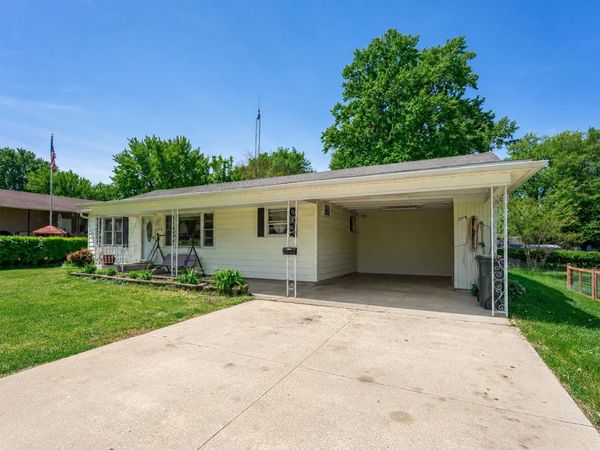 415 S Genoa Street, GENOA, IL 60135