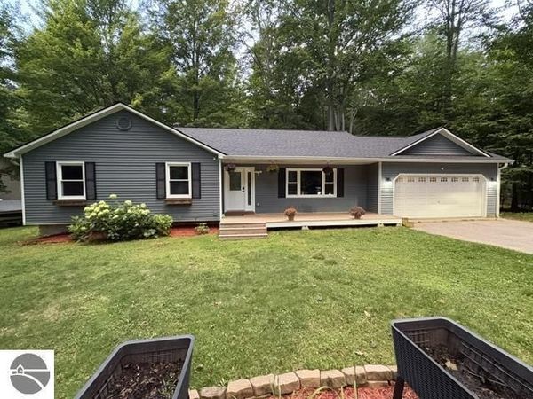 8570 Bent Pine Drive, Lake Ann, MI 49650