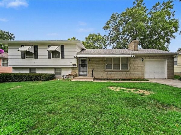 11214 E 53rd Terrace, Raytown, MO 64133