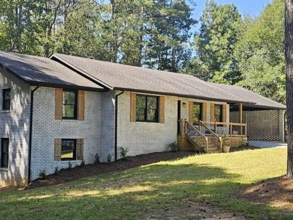 249 Gibson Road , Newnan, GA 30263