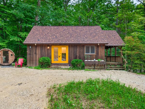 3380 Helmsburg Road, Nashville, IN 47448