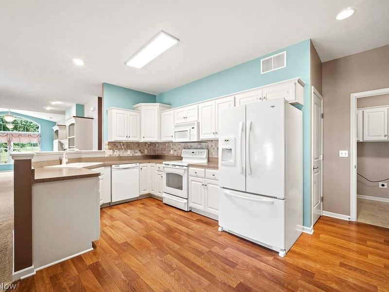 2452 Barrington Way, Unit 446, Wooster, OH 44691 Photo 11