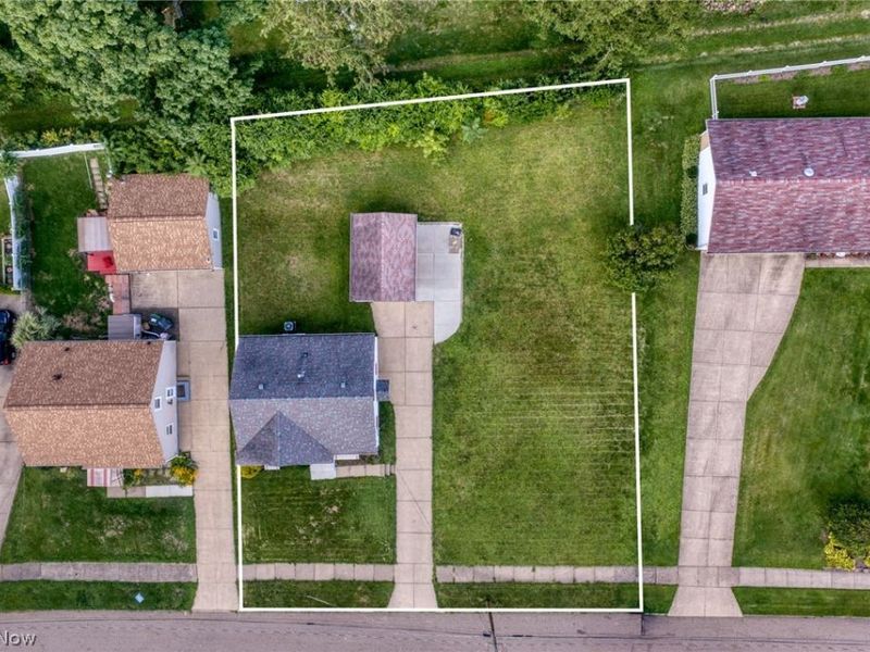 44 15th Street NW, Massillon, OH 44647 Photo 3