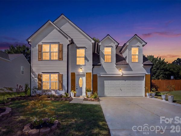 7204 Hidden Creek Drive, Charlotte, NC 28214