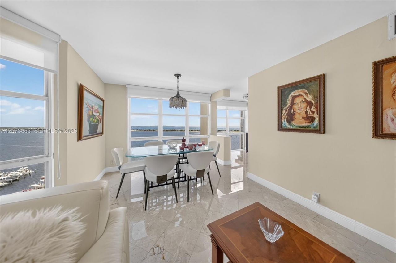 1915 Brickell Ave , Unit C1607, Miami, FL 33129 Photo
