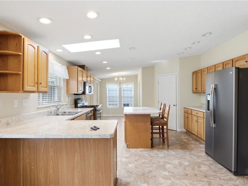 2323 Mallory Court, Fairborn, OH 45324 Photo 5