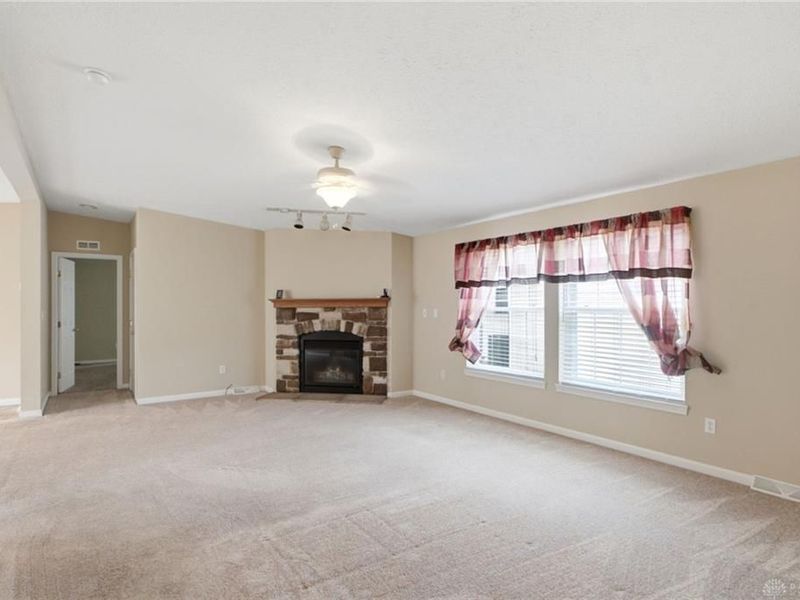2323 Mallory Court, Fairborn, OH 45324 Photo 5