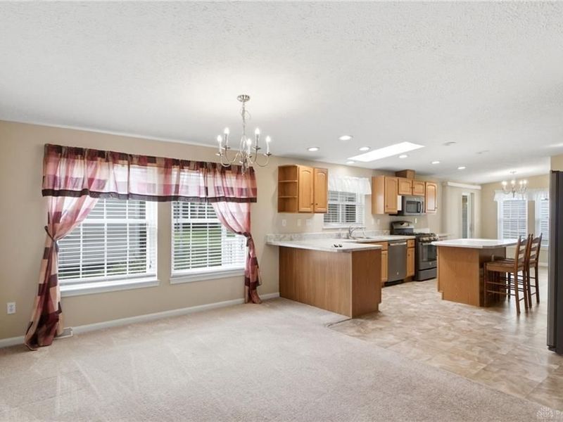 2323 Mallory Court, Fairborn, OH 45324 Photo 6
