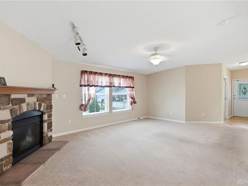 2323 Mallory Court, Fairborn, OH 45324 Photo 6