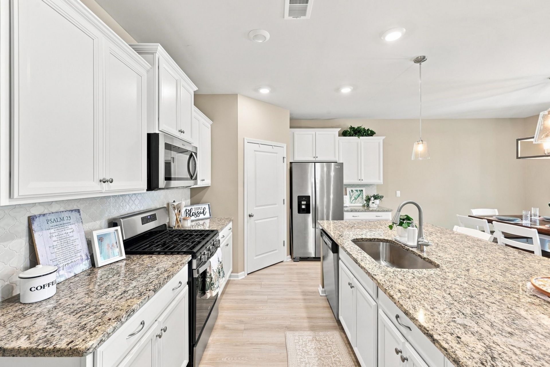 285 Calhoun Falls Dr. Photo 11