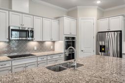 662 Marsh Cove Circle photo 4