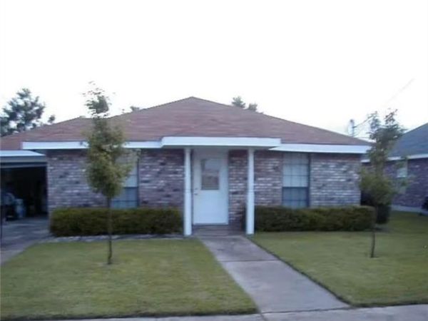 102 DAVID Court , Luling, LA 70070