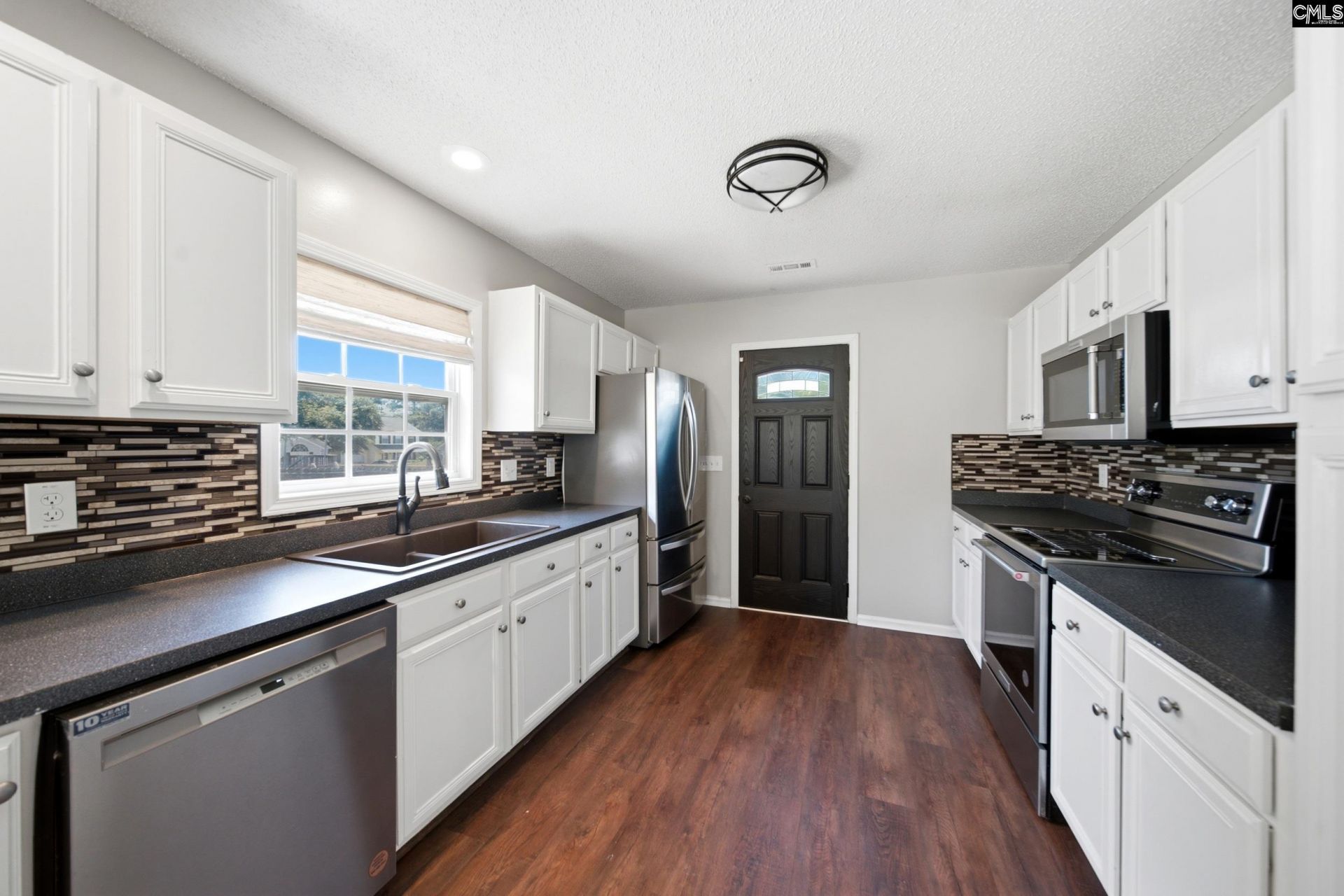 149 Longshadow Drive  Photo 8