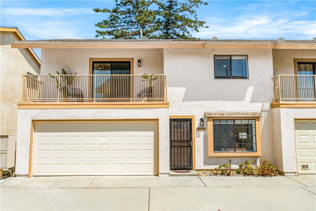 1425 E 23rd, Signal Hill, CA 90755 Main Photo