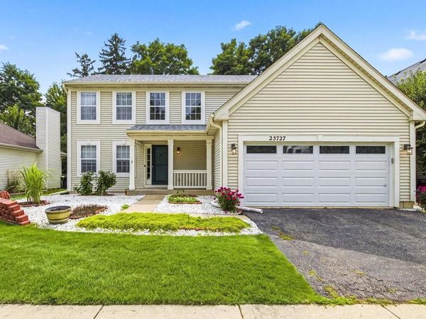 25727 W Woodland Drive , Round Lake, IL 60073