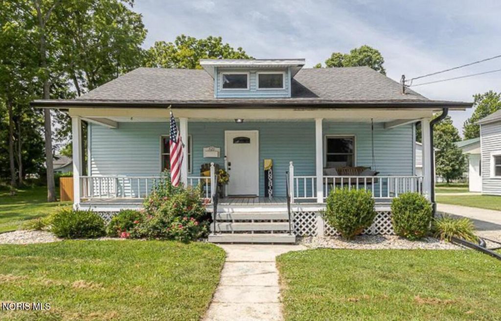 320 Lynn Street, Fremont, OH 43420 Main Photo